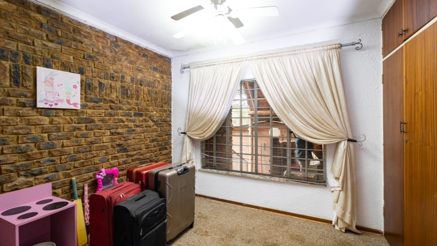 5 Bedroom Property for Sale in Cashan North West